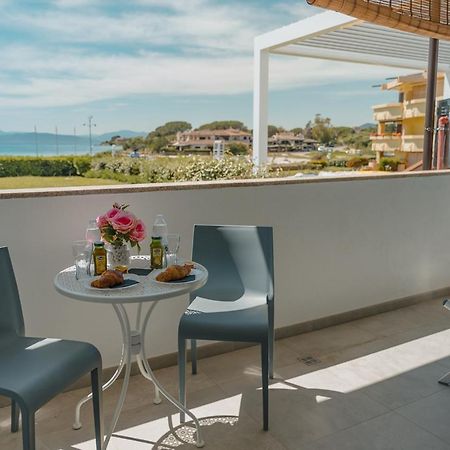Rooms, Affittacamere Maksim Golfo Aranci Buitenkant foto
