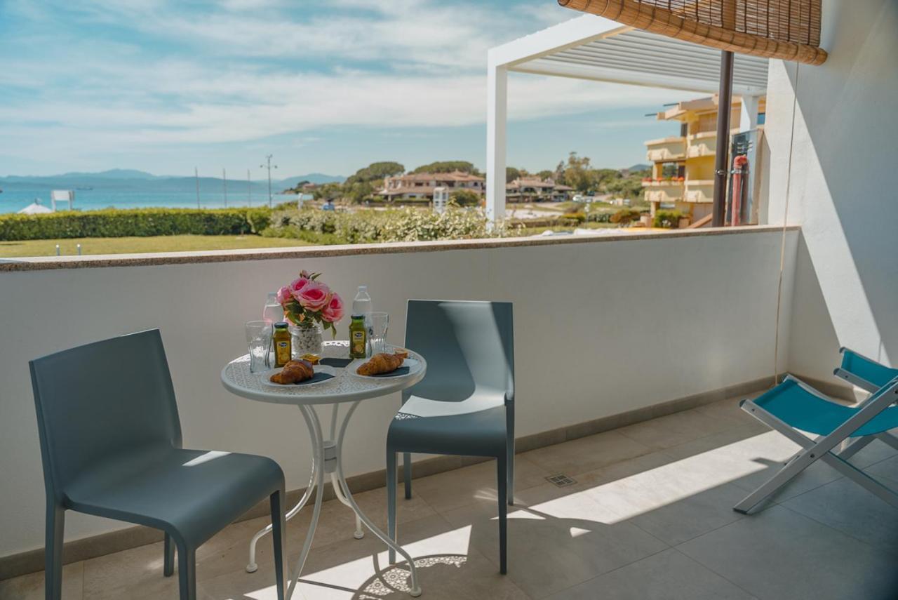 Rooms, Affittacamere Maksim Golfo Aranci Buitenkant foto