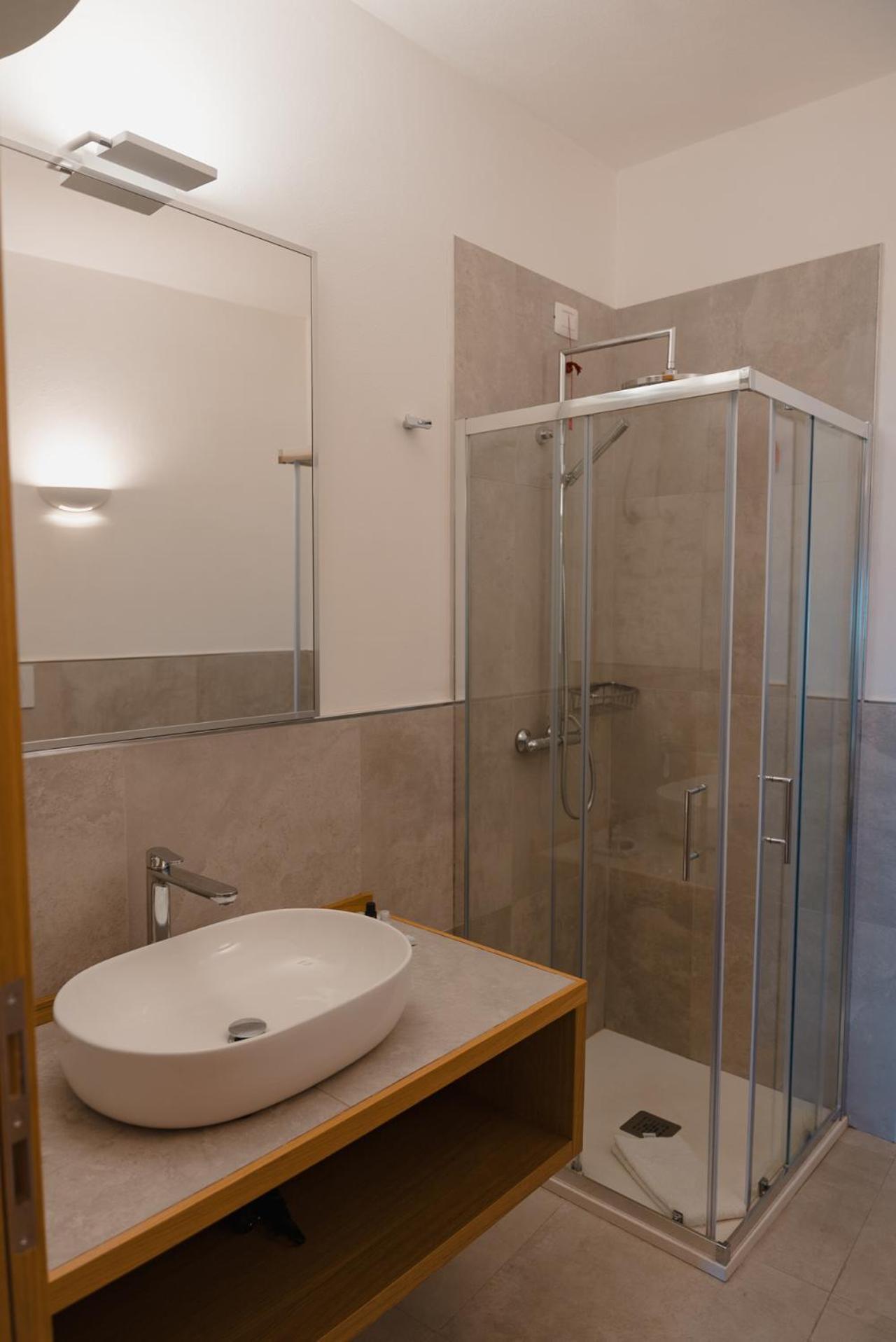 Rooms, Affittacamere Maksim Golfo Aranci Buitenkant foto